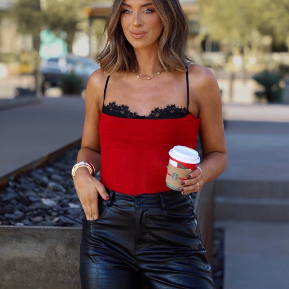 Chic Red Lace Accent Tank Top